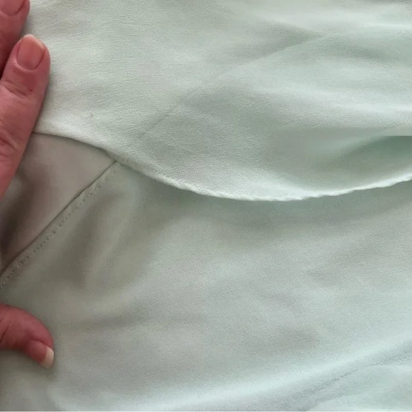 Green Sequin Sleeveless Blouse - Express - Sz Small - Picture 6 of 9